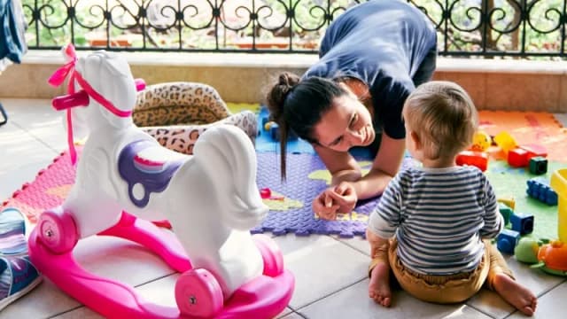 Bezpieczne i kreatywne pomysły na balkon dla dzieci, które zachwycą