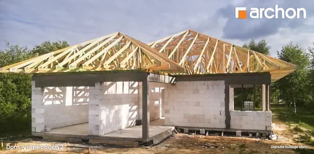 Jakie krokwie pod dachówkę? Wybierz odpowiednie wymiary dla bezpieczeństwa