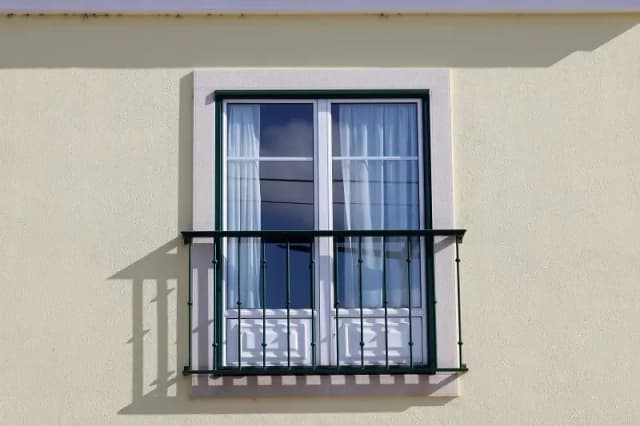 Jak zamontować balkon francuski - uniknij najczęstszych błędów